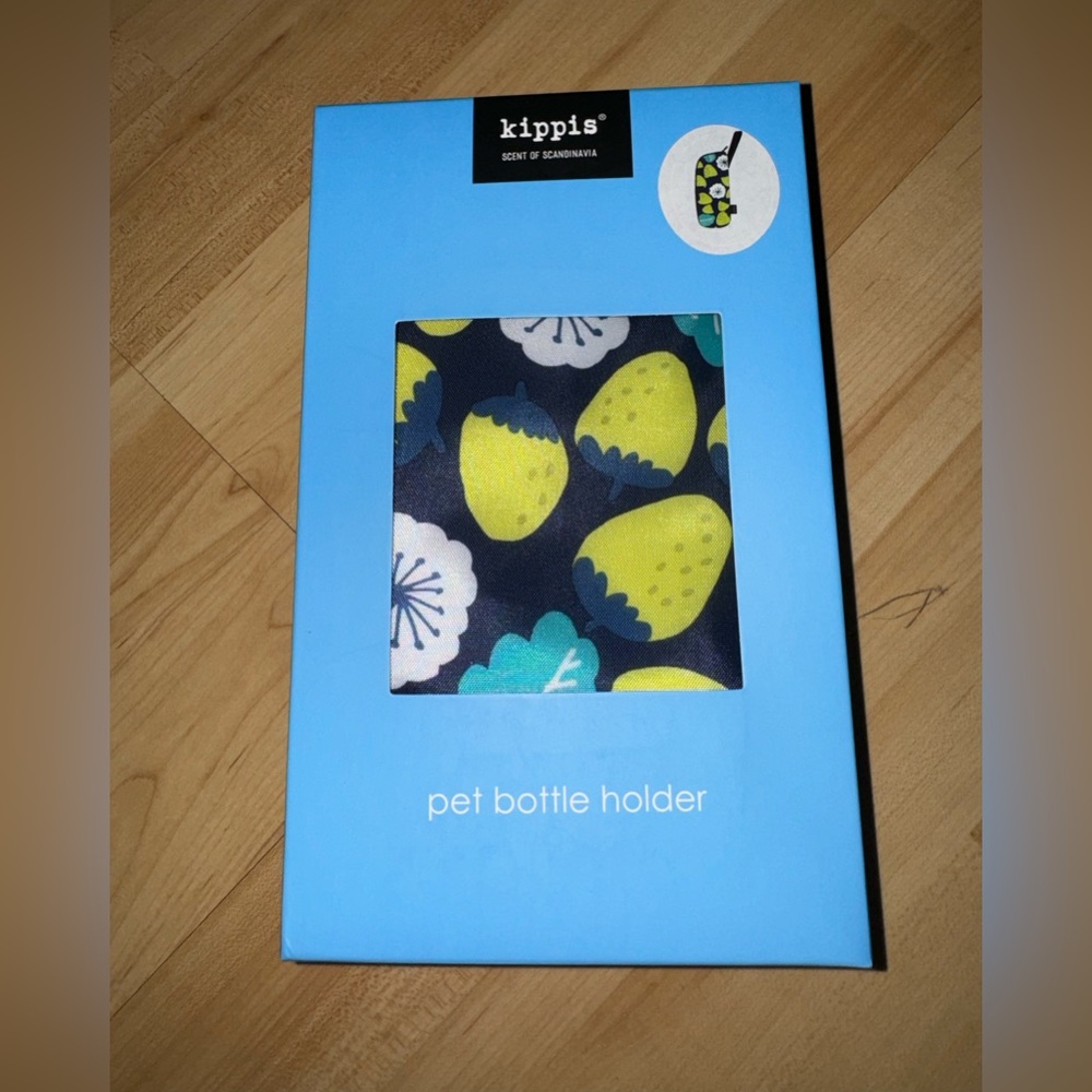 New in box Kippis plastic water bottle from Japan